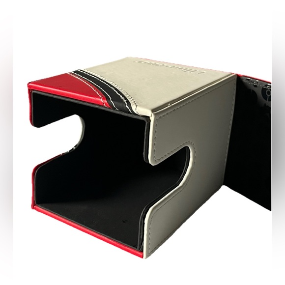 POKÉMON ULTRA PRO Deck Box Trading Card Storage Nintendo Magnetic Closure - Picture 6 of 12